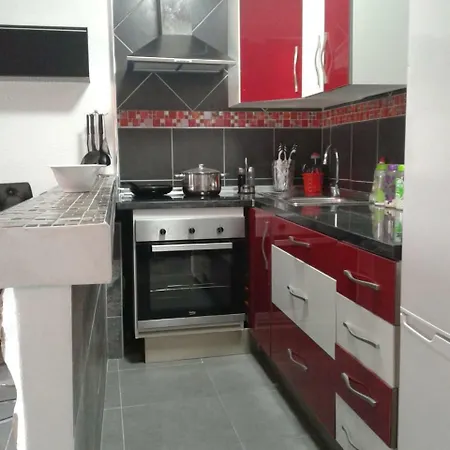 Apartamento Las Galletas شقة *
